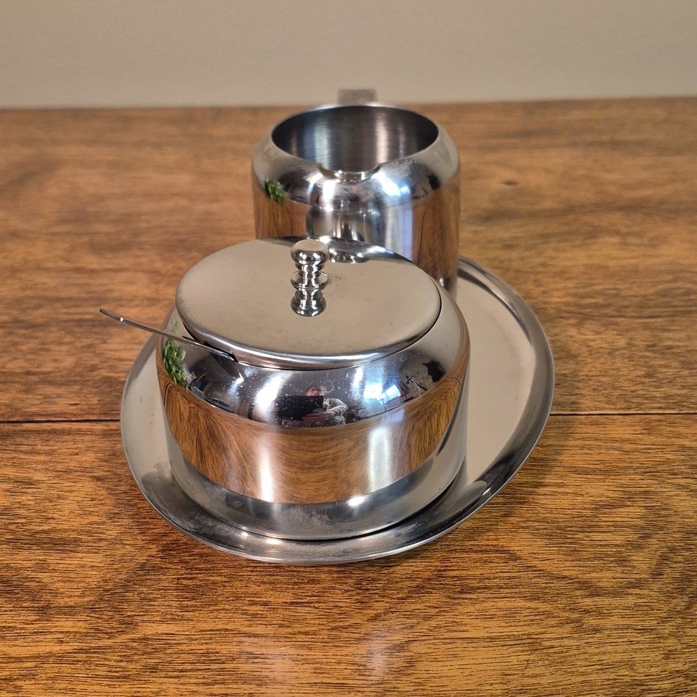 VINTAGE Shiny Chrome Cream and Sugar Set With Spoon And Tray - Picture 5 of 16